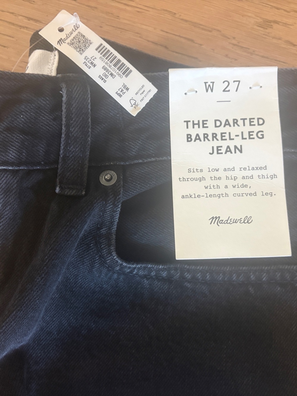 Madewell Darted Barrel-Leg Jeans in Washed Black Indigo